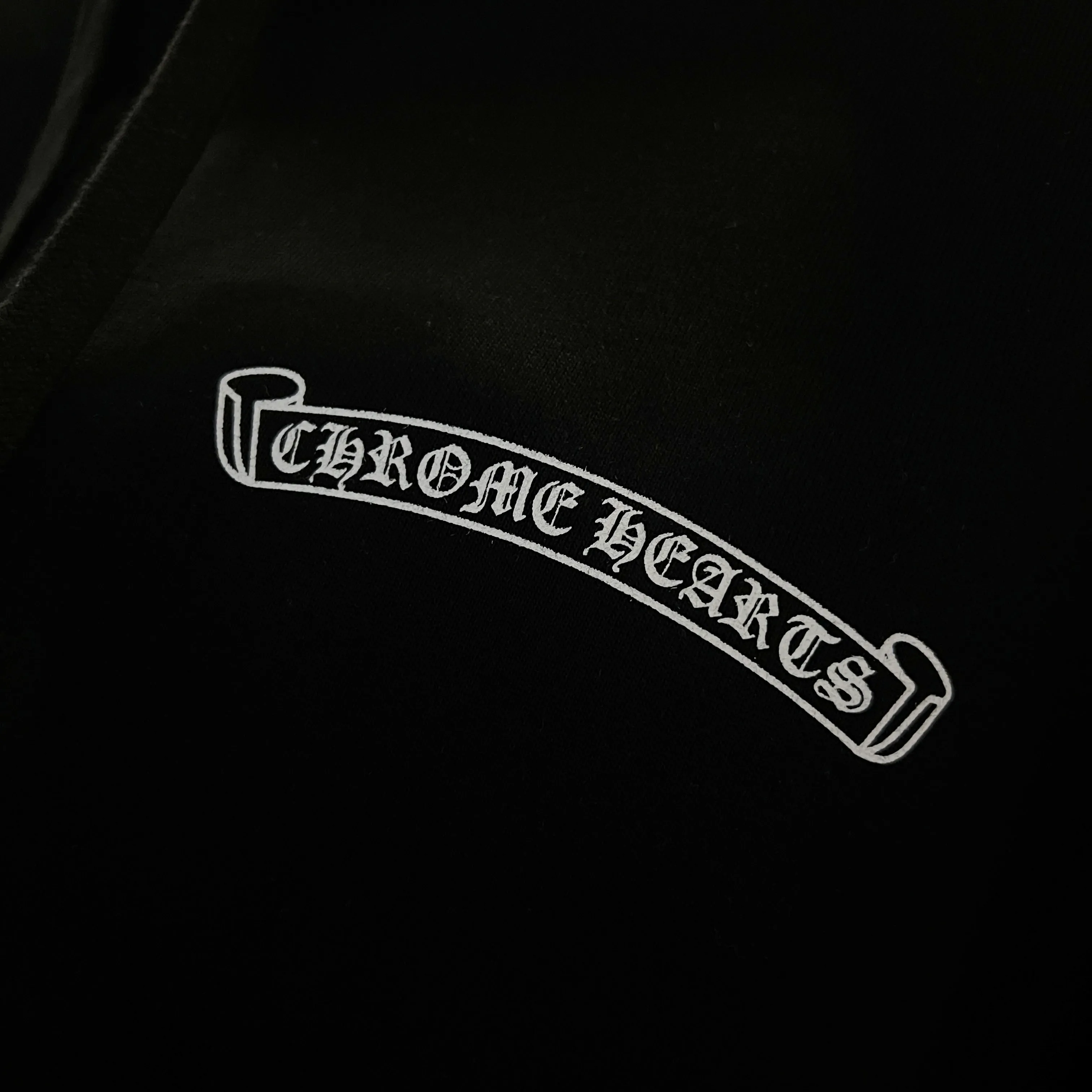 🅿️290 chrome hearts/Chrome Hearts 420g pure cotton hooded sweatshirt Classic Sanskrit hand sleeves printed front and back cross ✝️LOGO logo Official synchronization 1:1 original mold opening Fashion personality Versatile trend Pure original quality Original washed fabric Hang tag Collar label Washed wheat Complete three standards Color: Black. White. Size: XS-L
